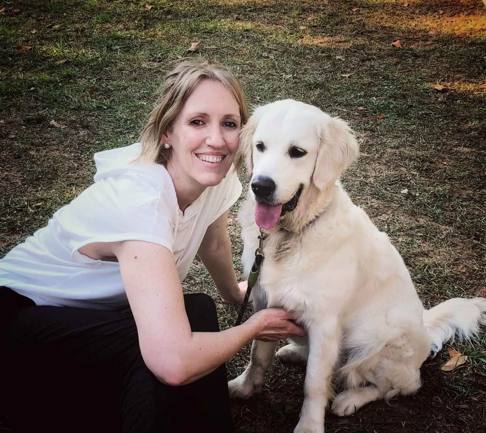 Mujer con golden